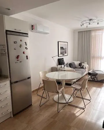 Arminda Apartment *